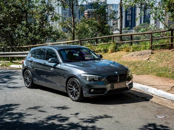 BMW 120i 2.0 16V SPORT ACTIVEFLEX 4P AUTOMÁTICO BMW 120i 2.0 16V SPORT ACTIVEFLEX 4P AUTOMÁTICO